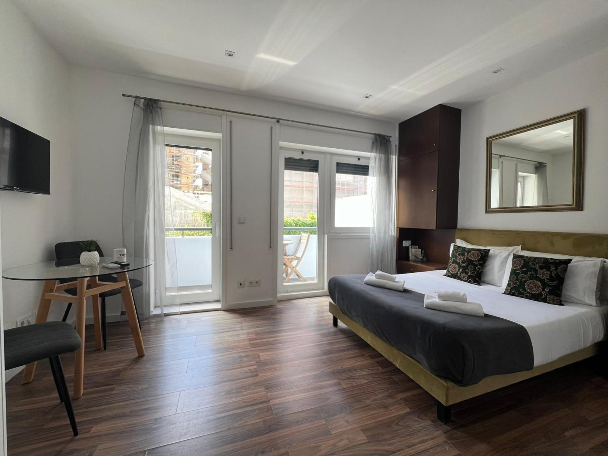 Almada Studios & Suites Porto Ngoại thất bức ảnh